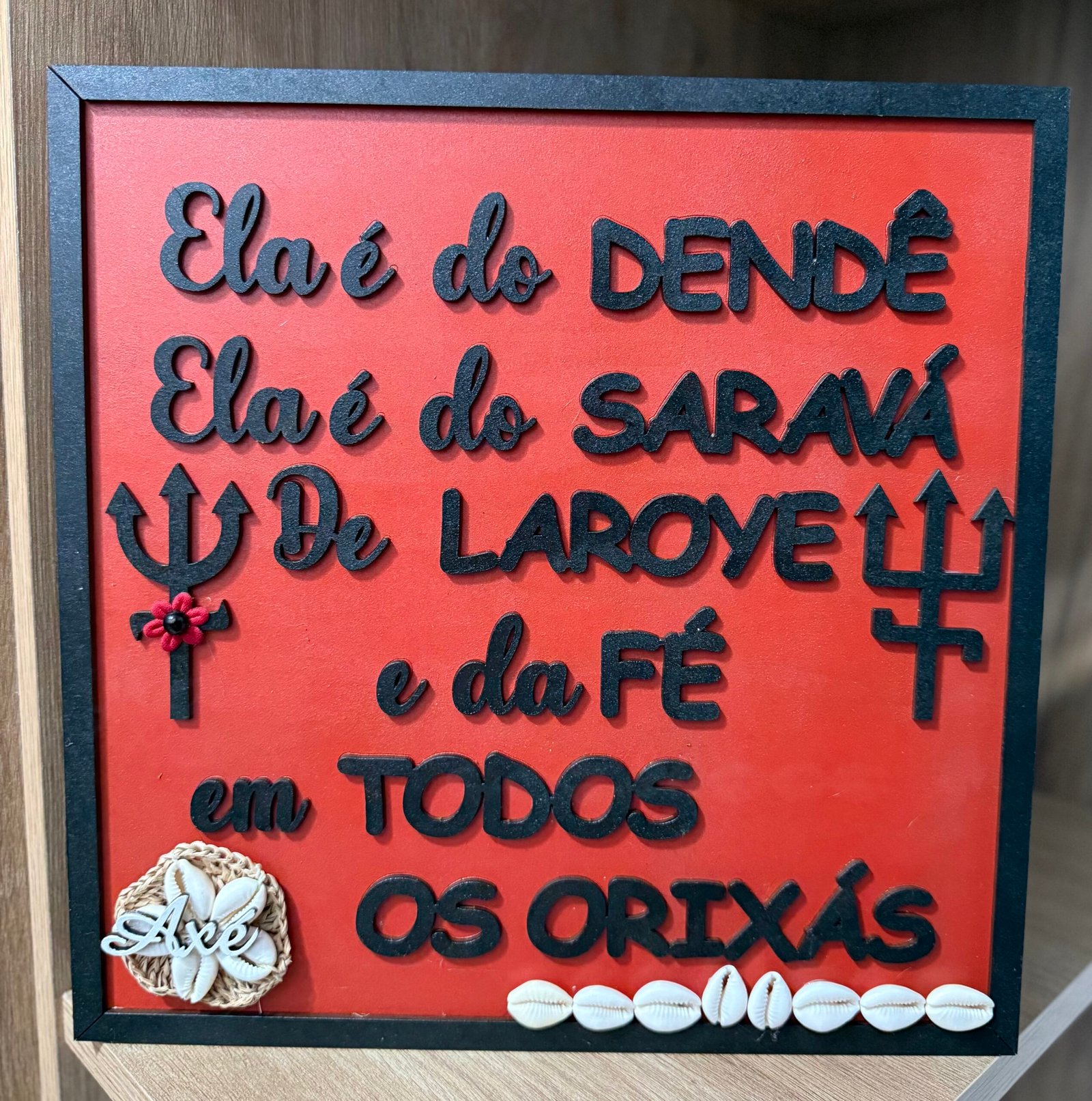 Quadro 30X30 | Ela é do Dendê - Imagem 2